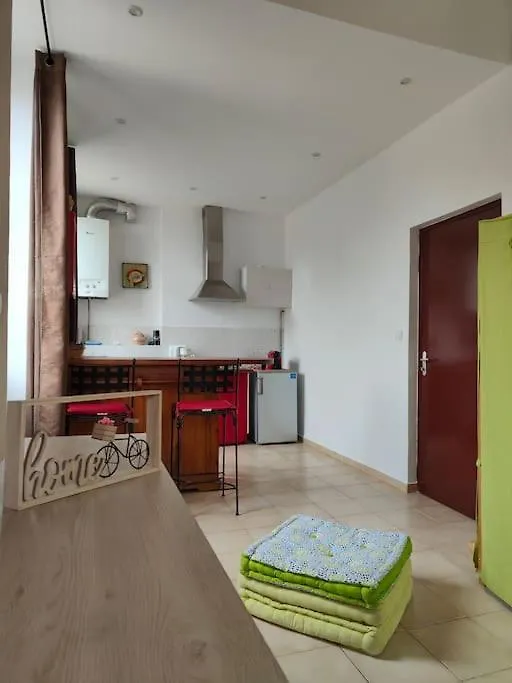 Apartment 4 Pers In District Of The Typical Panier Marseille