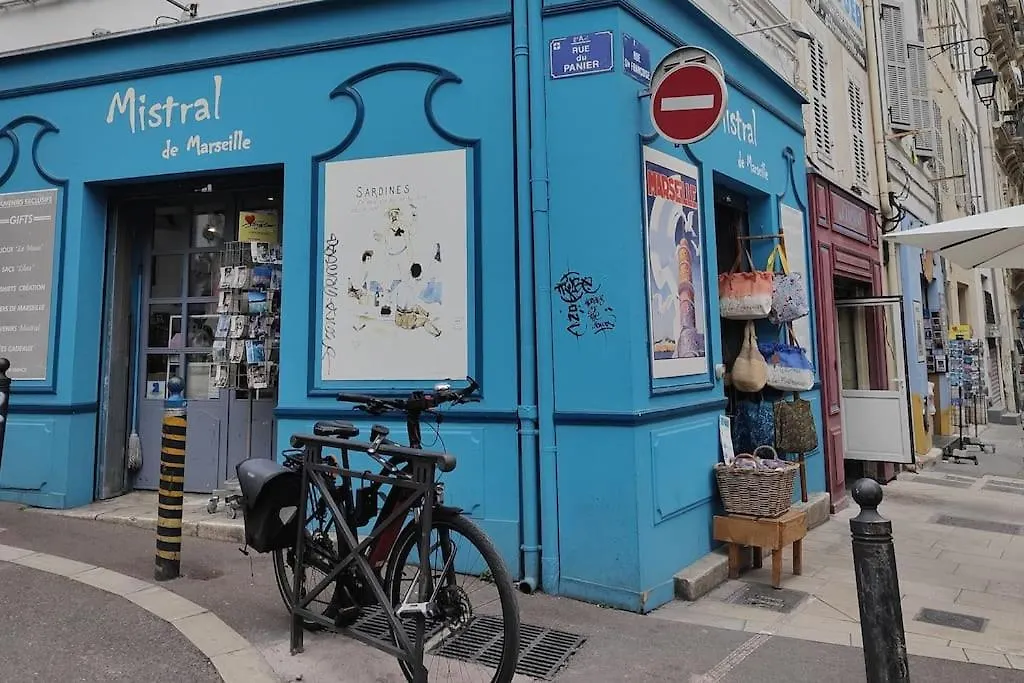Apartment 4 Pers In District Of The Typical Panier location