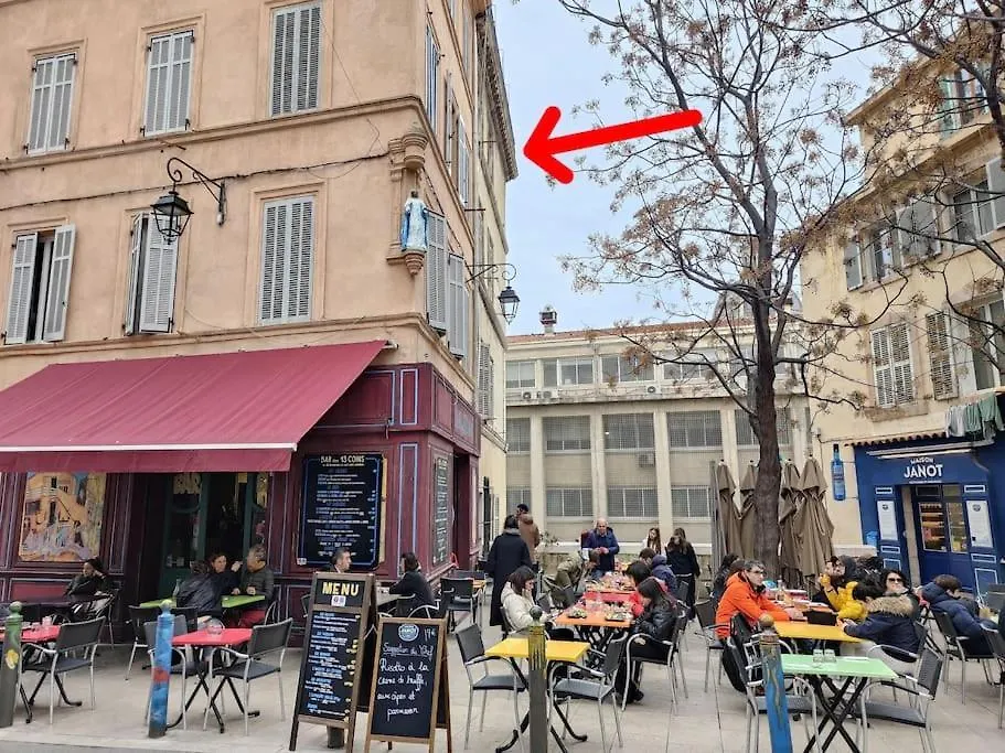 Apartment 4 Pers In District Of The Typical Panier Marseille 0*,  Franciaország